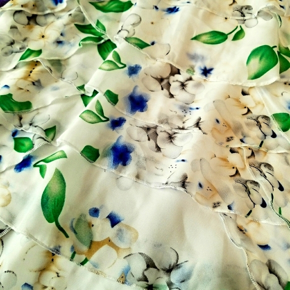 Cleo Petites Dressy Tank - Picture 4 of 4